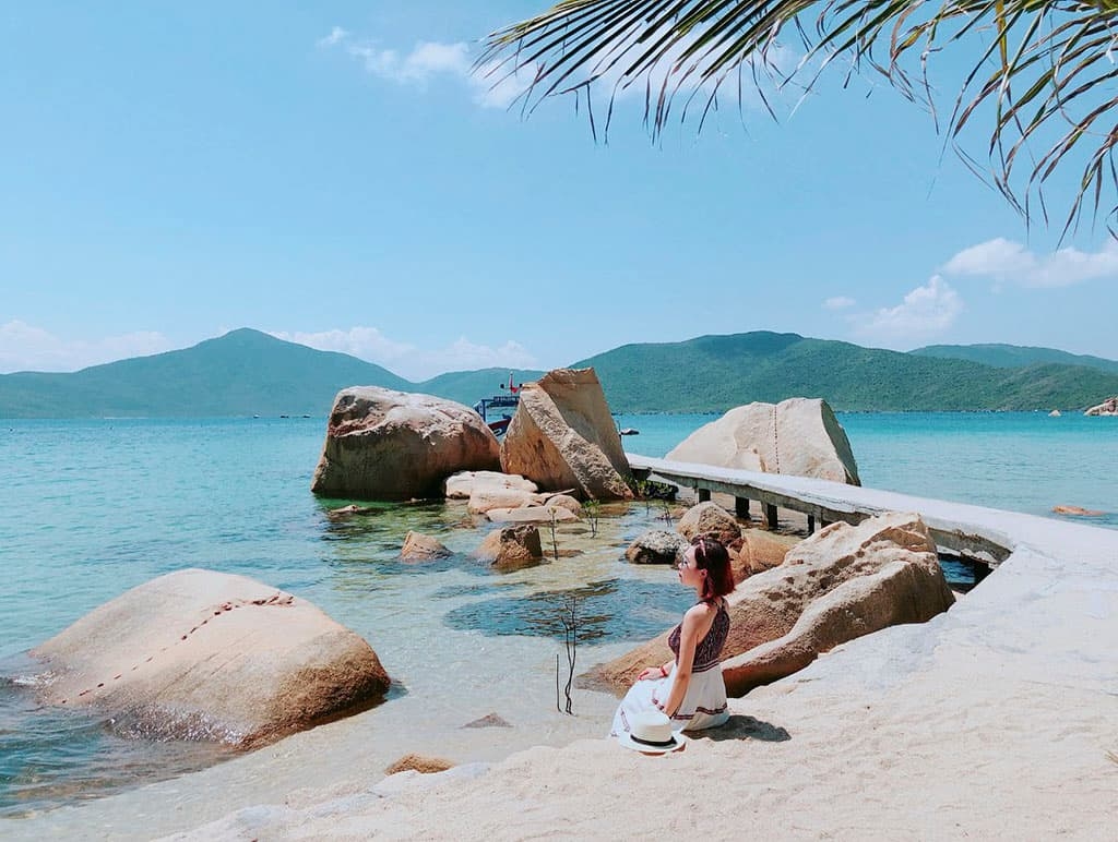kham-pha-nhYng-diem-checkin-moi-noi-tai-nha-trang-longphutourist.com-06