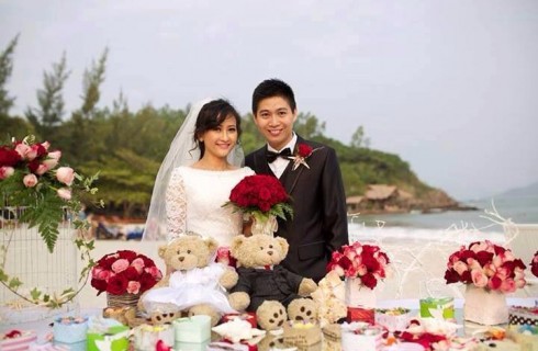 TIỆC CƯỚI LÃNG MẠN NGOÀI TRỜI