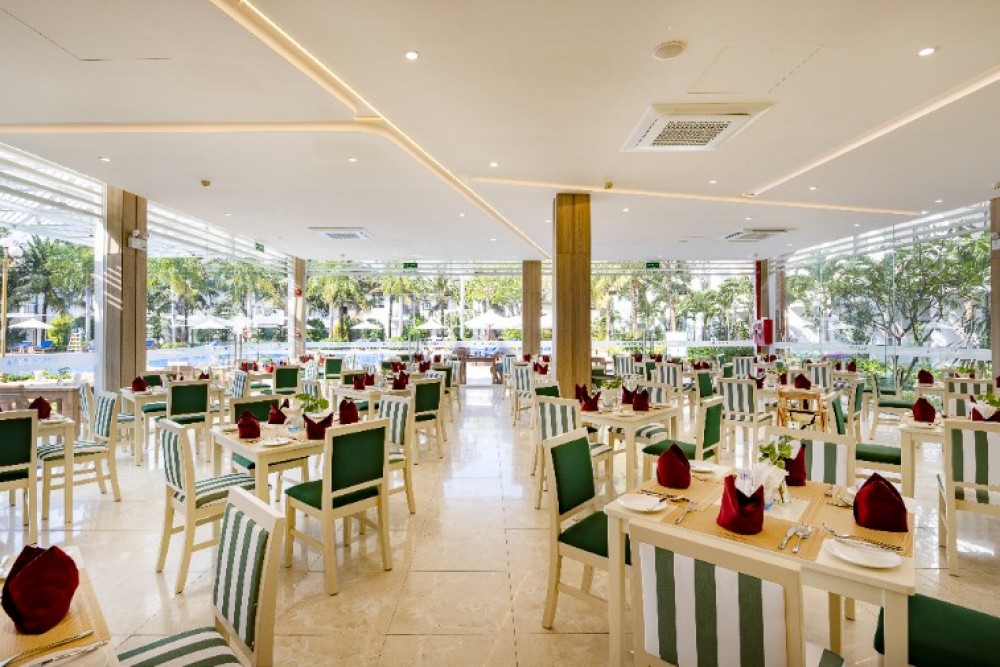 BELLA RESTAURANT