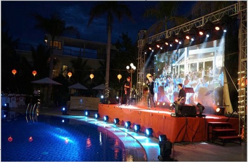 OUTDOORS EVENT