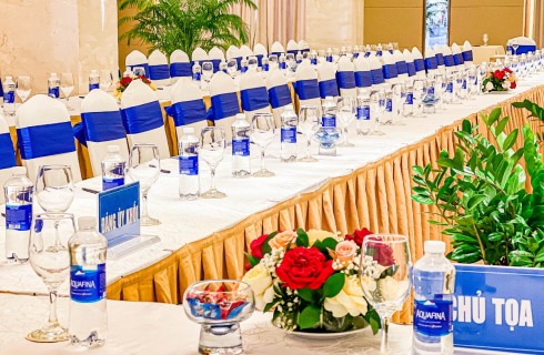 GRAND HALL